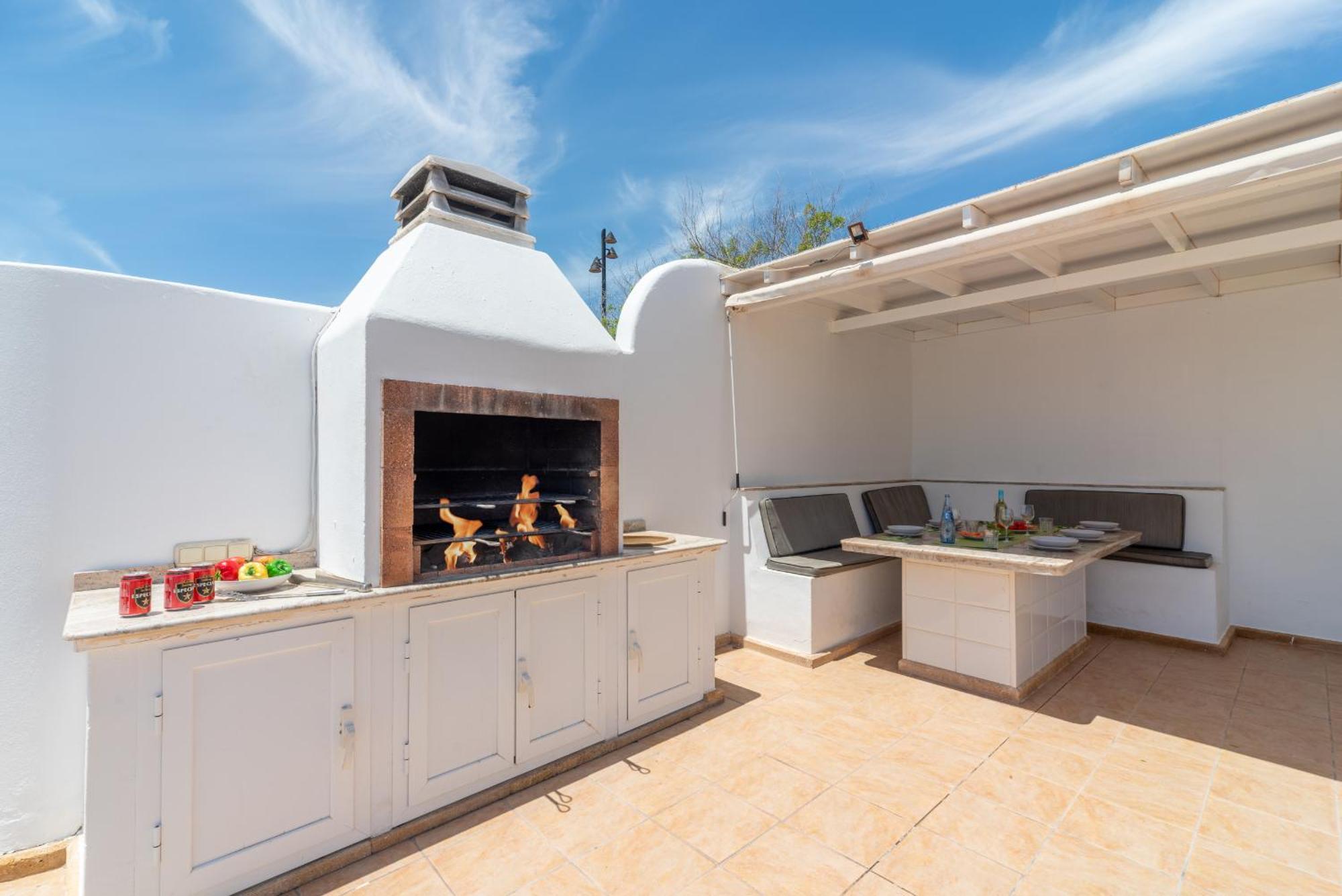 Villa Michelle - Lh114 By Villas Now Ltd Playa Blanca  Luaran gambar